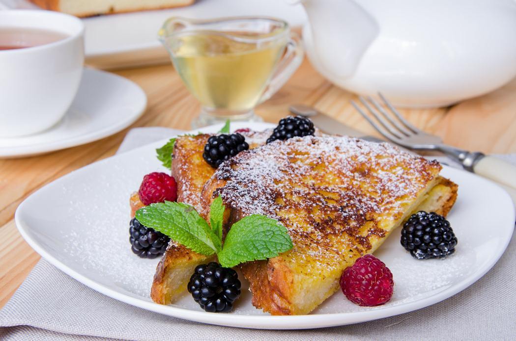 Brioche French toast with Fresh berries & Chantilly cream